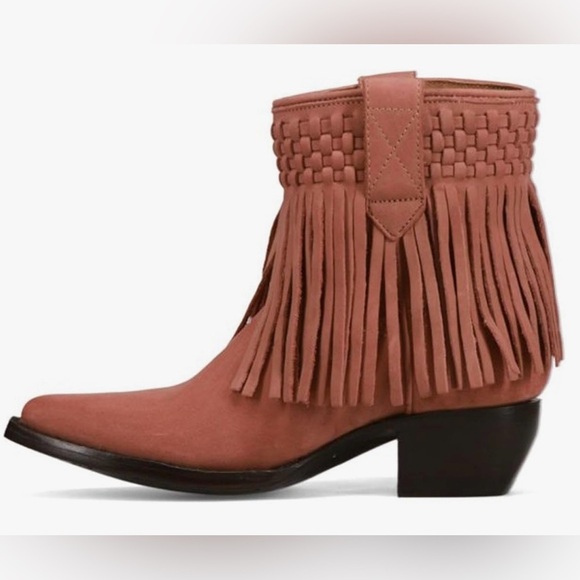 Frye Women's Sacha Short Fringe Bootie, Rose Cake - 8:5 - Picture 2 of 14